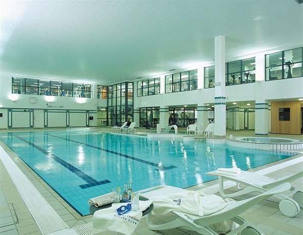 Imagen de la piscina del Hotel Kilkenny Ormonde. Foto 12