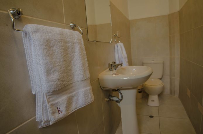 Imagen de la habitación del Hotel Killari. Foto 2