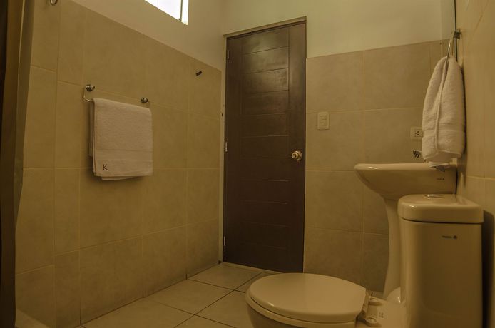 Imagen de la habitación del Hotel Killari. Foto 3