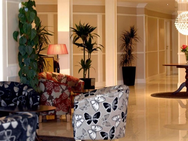 Imagen general del Hotel Killarney Court. Foto 2