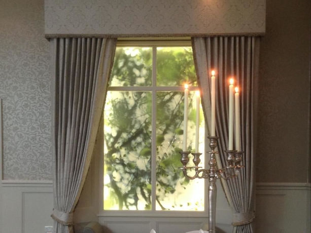 Imagen de los interiores del Hotel Killarney Oaks. Foto 6