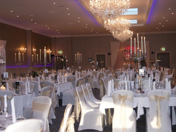 Imagen de los interiores del Hotel Killarney Oaks. Foto 10