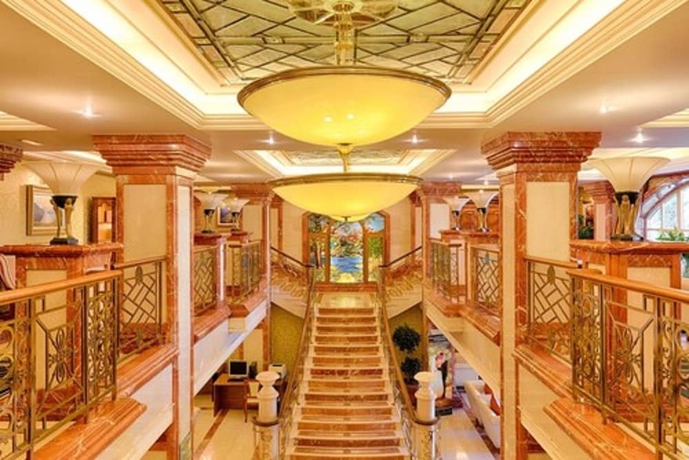 Imagen de los interiores del Hotel Killarney Plaza and Spa. Foto 15