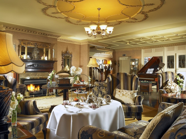 Imagen de los interiores del Hotel Killarney Royal. Foto 7