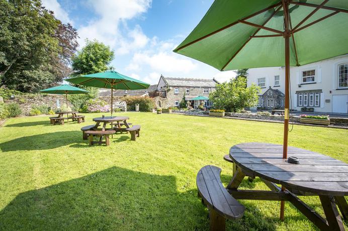 Imagen de los exteriores del Hotel Killigarth Manor Holiday Park. Foto 6