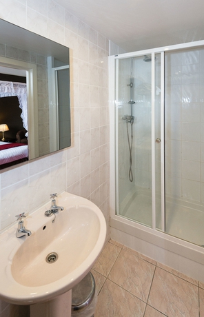 Imagen de la habitación del Hotel Killin. Foto 11