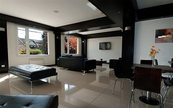 Imagen de los interiores del Hotel Kilton. Foto 10