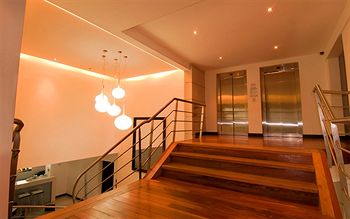 Imagen de los interiores del Hotel Kilton. Foto 14