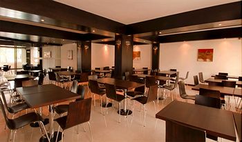 Imagen del bar/restaurante del Hotel Kilton. Foto 4