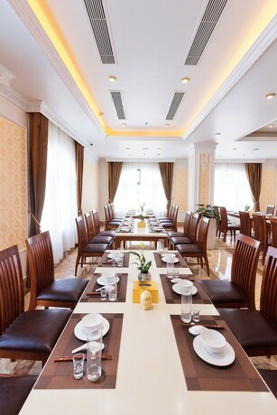 Imagen del bar/restaurante del Hotel Kim Bao. Foto 23