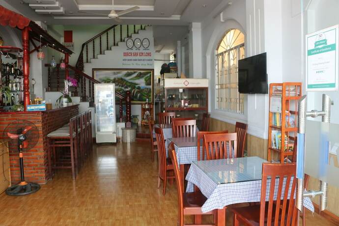Imagen de los interiores del Hotel Kim Long. Foto 36