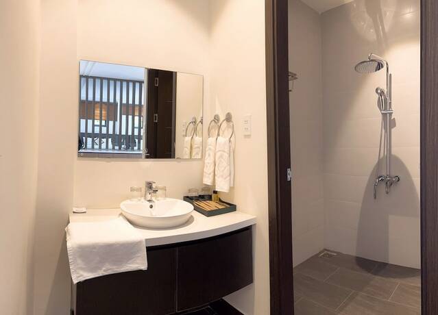 Imagen de la habitación del Hotel Kim Resort - Khu Nghĩ Dưỡng Rừng L&aacute; Kim. Foto 4