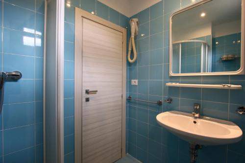 Imagen general del Hotel Kim, Rimini. Foto 1