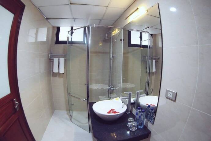 Imagen de la habitación del Hotel Kim Thai Hotel. Foto 28