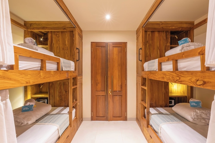 Imagen de la habitación del Hotel Kima Surf Camp Uluwatu. Foto 3