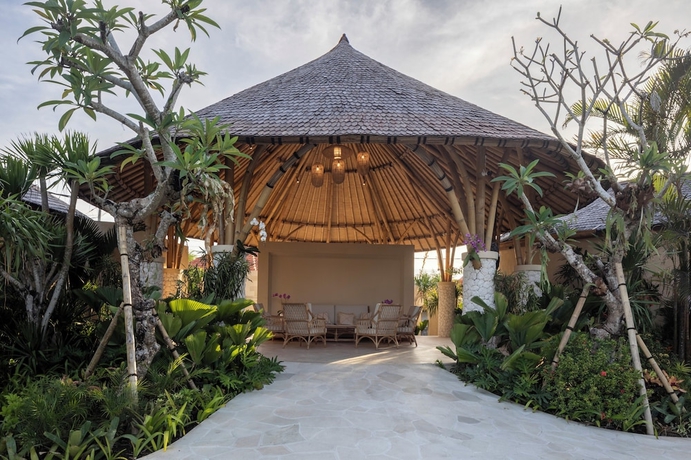 Imagen de los interiores del Hotel Kima Surf Camp Uluwatu. Foto 8