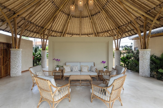 Imagen de los interiores del Hotel Kima Surf Camp Uluwatu. Foto 12