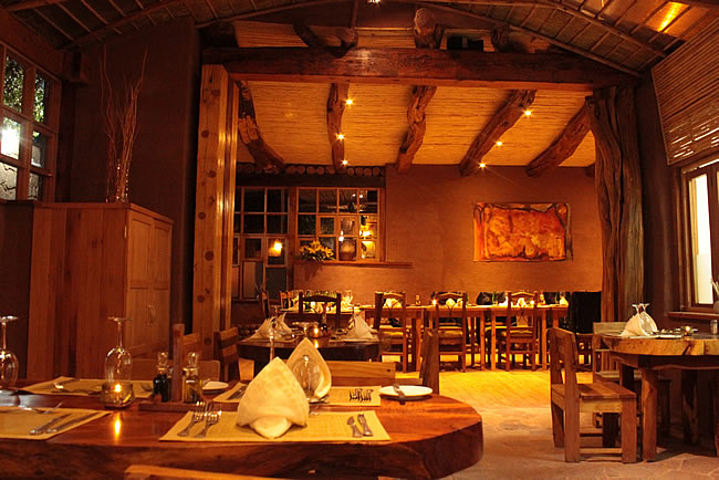 Imagen de los interiores del Hotel Kimal. Foto 6