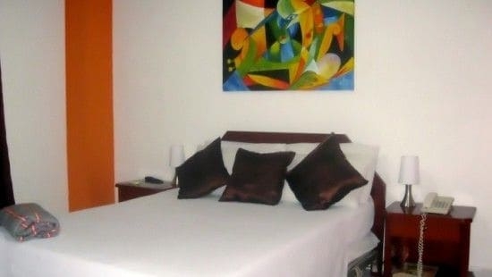Imagen de la habitación del Hotel Kimari. Foto 4
