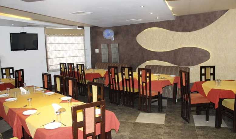 Imagen del bar/restaurante del Hotel Kimaya. Foto 4