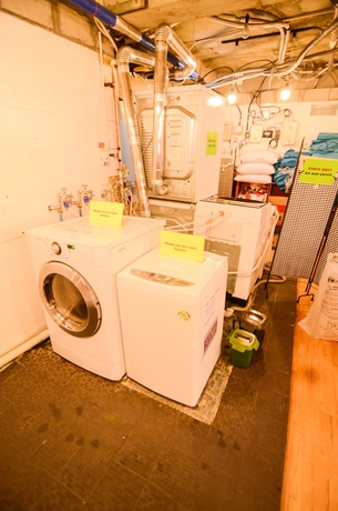 Imagen de los interiores del Hotel Kimchee Sinchon Guesthouse. Foto 8