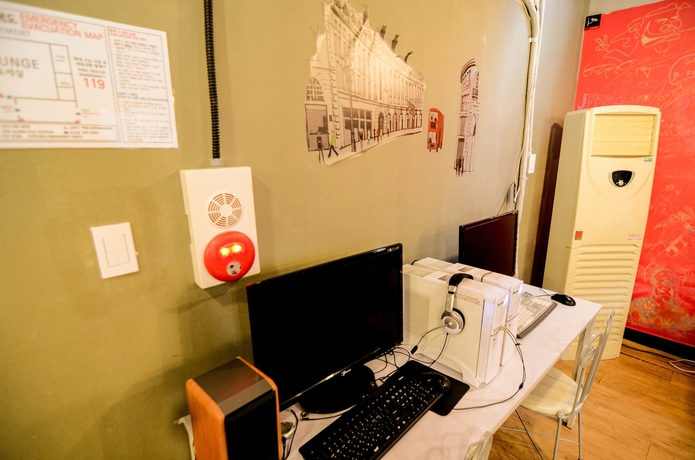 Imagen de los interiores del Hotel Kimchee Sinchon Guesthouse. Foto 11