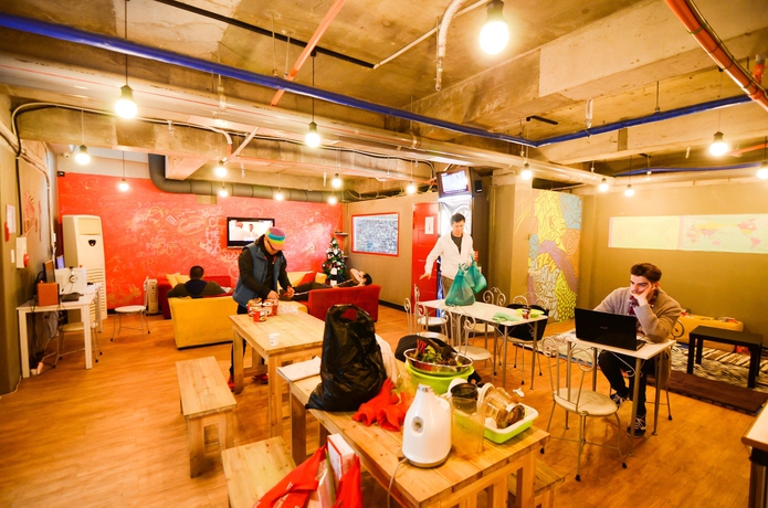 Imagen de los interiores del Hotel Kimchee Sinchon Guesthouse. Foto 16