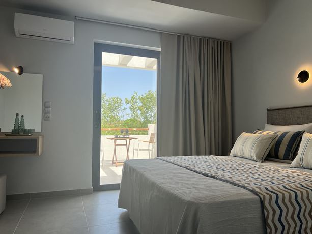 Imagen de la habitación del Hotel Kimiro Tsilivi. Foto 9