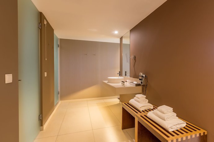 Imagen de la habitación del Hotel Kimpton Atlantico Algarve by IHG. Foto 17