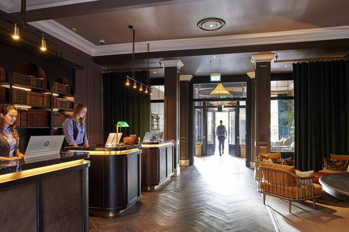 Imagen de los interiores del Hotel Kimpton Charlotte Square , An Ihg. Foto 12