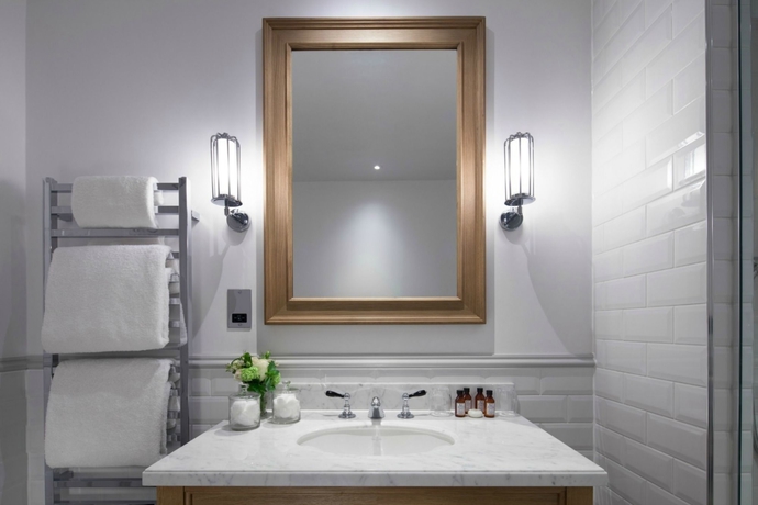 Imagen de la habitación del Hotel Kimpton Clocktower, An Ihg. Foto 11