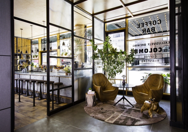 Imagen del bar/restaurante del Hotel Kimpton Hotel Eventi. Foto 3