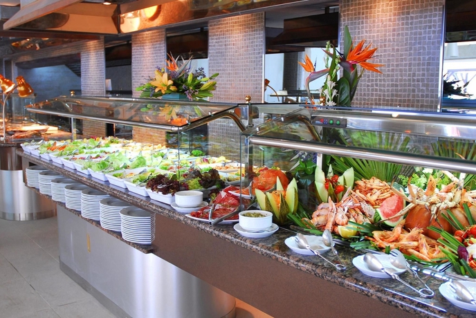 Imagen del bar/restaurante del Hotel Kimpton Los Monteros Marbella. Foto 4