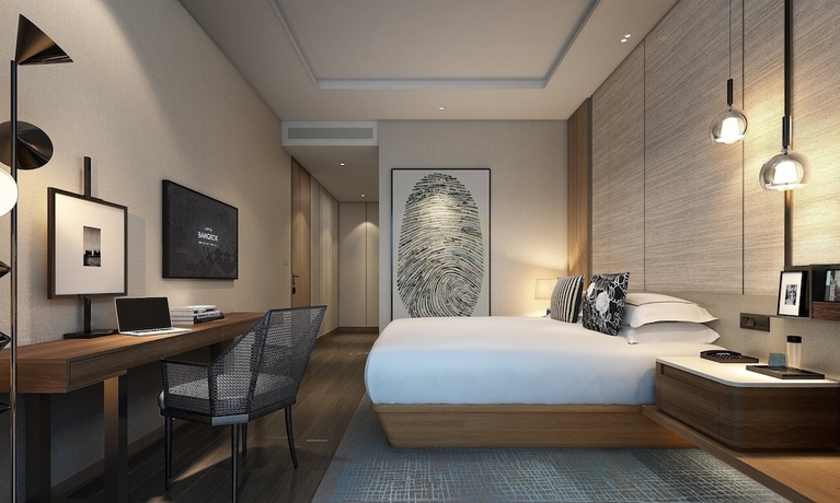 Imagen de la habitación del Hotel Kimpton Maa-Lai Bangkok. Foto 11