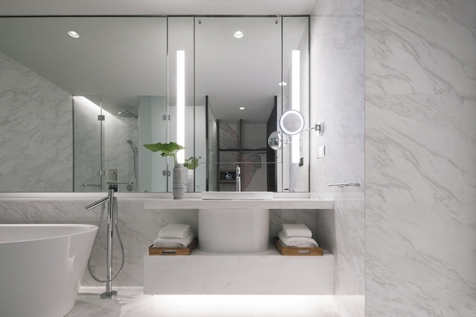 Imagen de la habitación del Hotel Kimpton Maa-Lai Bangkok. Foto 17