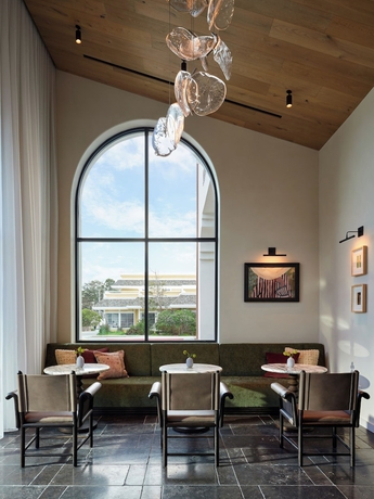 Imagen de los interiores del Hotel Kimpton Mirador Pacific Grove Monterey by IHG. Foto 16