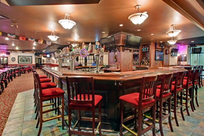 Imagen del bar/restaurante del Hotel Kimpton Saint George. Foto 4