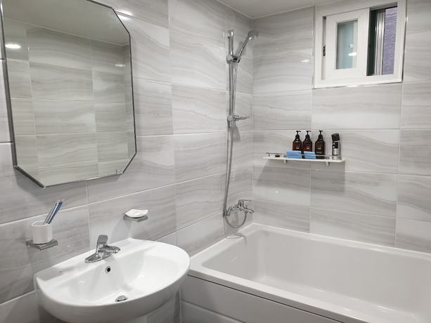 Imagen de la habitación del Hotel Kims Gumi. Foto 5