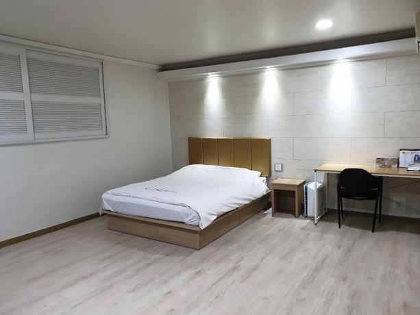 Imagen de la habitación del Hotel Kims Gumi. Foto 8