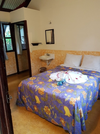 Imagen de la habitación del Hotel Kin Balam Cabanas. Foto 3