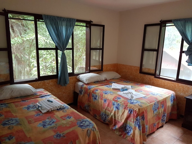 Imagen de la habitación del Hotel Kin Balam Cabanas. Foto 15