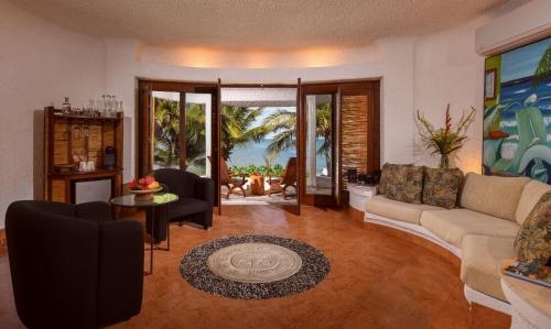 Imagen de la habitación del Hotel Kin Sol Soleil Boutique. Foto 7