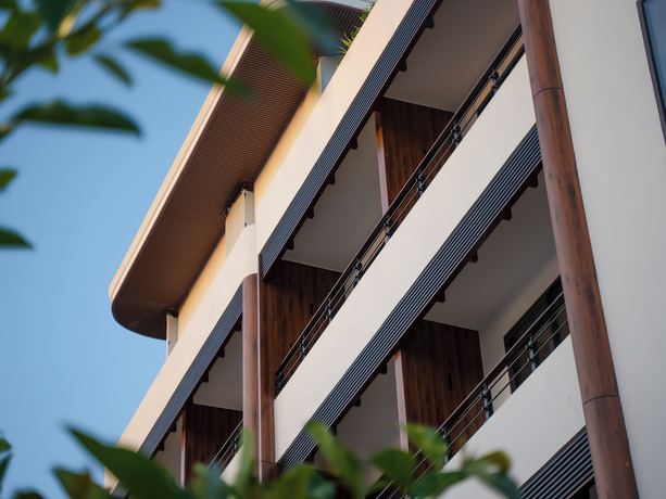Imagen de los exteriores del Hotel Kinan Sentral Maldives. Foto 11