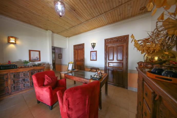 Imagen de los interiores del Hotel Kinasi Lodge. Foto 8