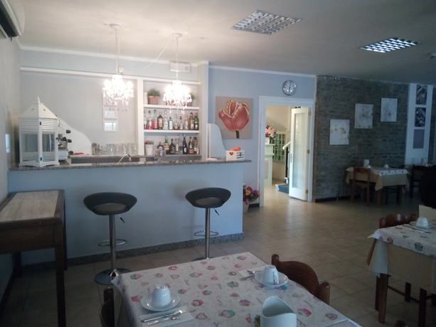 Imagen general del Hotel Kinda. Foto 1
