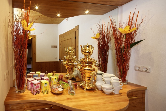 Imagen de la piscina del Hotel Kinder- and Gletscherhotel Hintertuxerhof. Foto 16