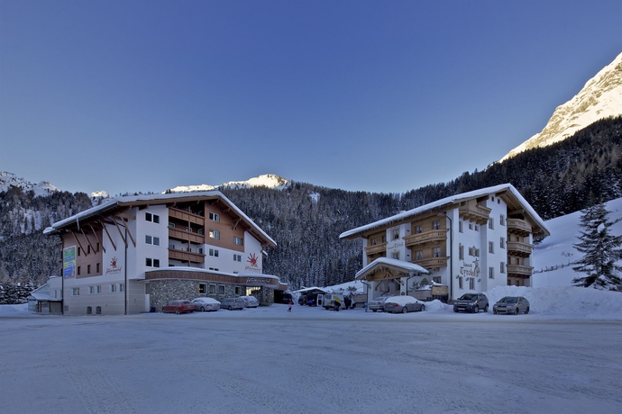 Imagen de los exteriores del Hotel Kinder- and Gletscherhotel Hintertuxerhof. Foto 15