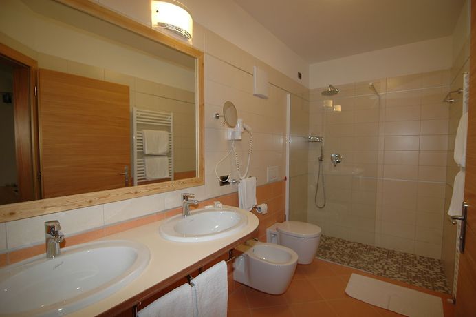 Imagen de la habitación del Hotel Kinderhotel Adriana. Foto 12