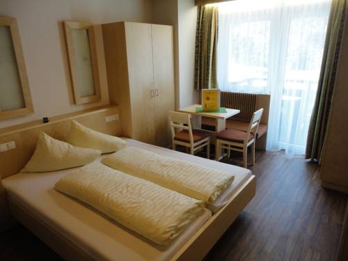 Imagen de la habitación del Hotel Kinderhotel Stefan. Foto 14