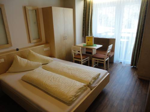 Imagen de la habitación del Hotel Kinderhotel Stefan. Foto 15